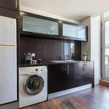 - Listening The Waves Moledo (Viana do Castelo)