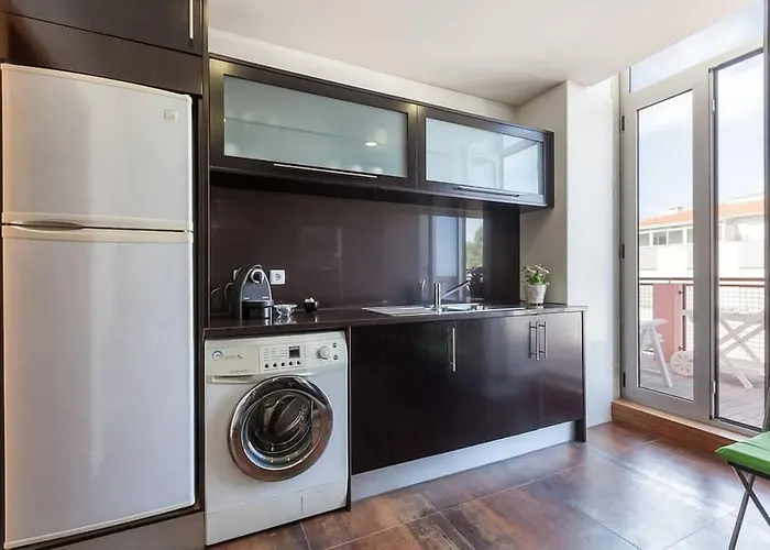 - Listening The Waves Moledo (Viana do Castelo)