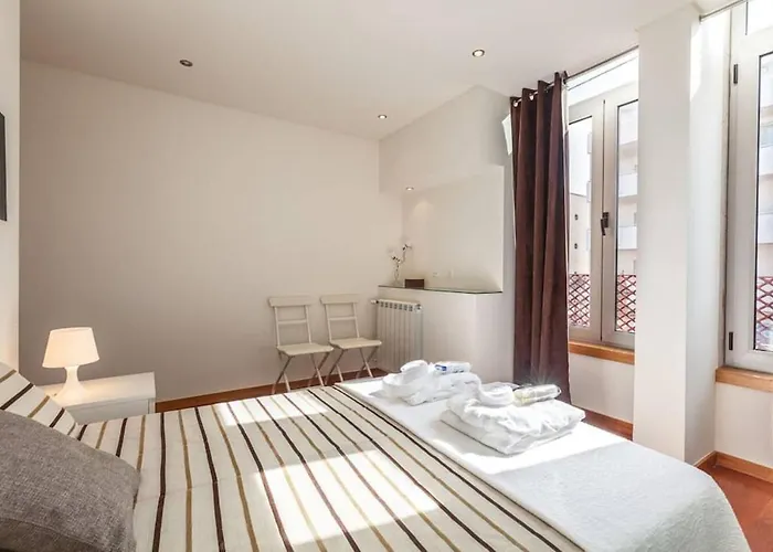 - Listening The Waves Nyaraló *